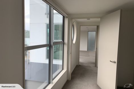 Photo of property in 218 Evans Bay Parade, Hataitai, Wellington, 6021