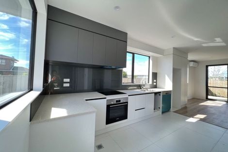 Photo of property in 11e Mandarin Place, Half Moon Bay, Auckland, 2012