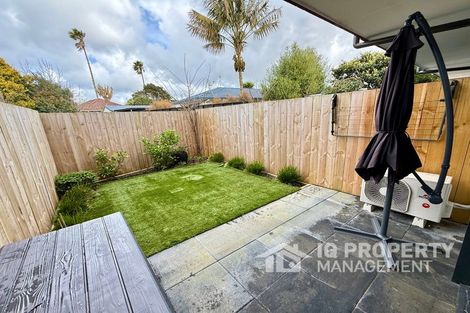 Photo of property in 10/20 Moor Avenue, Te Atatu Peninsula, Auckland, 0610