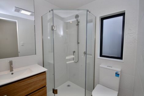 Photo of property in 139 Tirimoana Road, Te Atatu South, Auckland, 0602