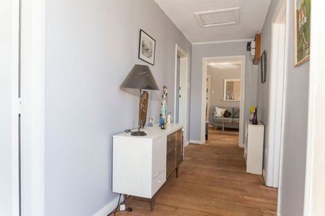 Photo of property in 29 Tennyson Street, Dannevirke, 4930