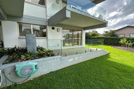 Photo of property in 1/6 Bruce Street, Northcote Point, Auckland, 0627