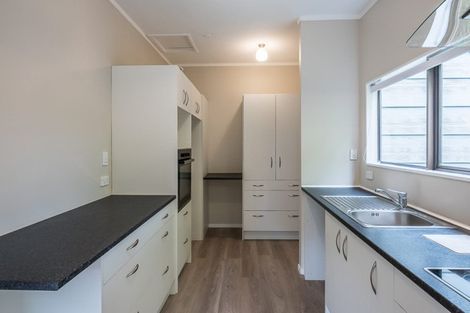 Photo of property in 74 Rimu Street, Waikanae, 5036