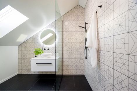 Photo of property in 24 Kayforce Road, Ocean View, Dunedin, 9035