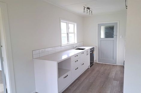 Photo of property in 152 Wainuiomata Road, Wainuiomata, Lower Hutt, 5014