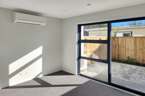 Photo of property in 4/31 Wainuiomata Road, Wainuiomata, Lower Hutt, 5014