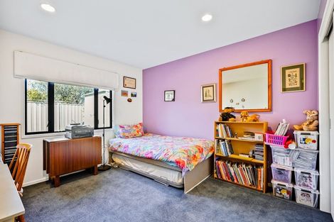 Photo of property in 14 Olive Grove, Havelock North, 4130