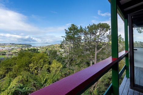 Photo of property in 8 Clayden Drive, Gulf Harbour, Whangaparaoa, 0930