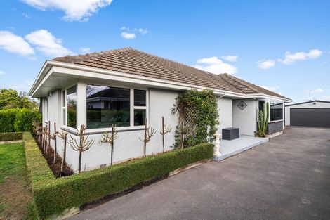 Photo of property in 41 Liverton Crescent, Bishopdale, Christchurch, 8053