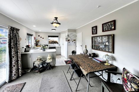 Photo of property in 16 Hamlet Street, Dannevirke, 4930