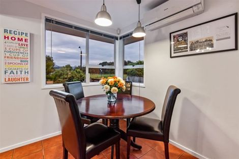 Photo of property in 22 Tabitha Crescent, Henderson, Auckland, 0612