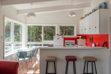 Photo of property in 6516 Christchurch Akaroa Road, Takamatua, 7581