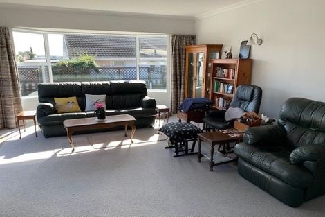 Photo of property in 22 Tupaea Place, Otumoetai, Tauranga, 3110
