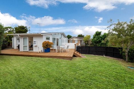 Photo of property in 43 Stredwick Drive, Torbay, Auckland, 0630