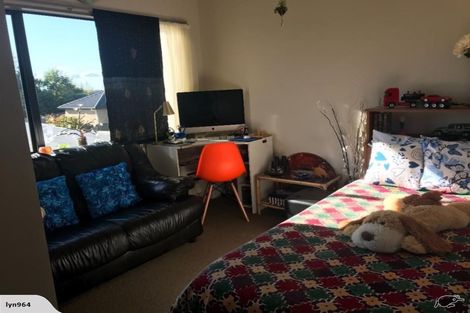 Photo of property in 103r Glengarry Road, Glen Eden, Auckland, 0602