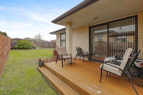 Photo of property in 117 Parkhaven Drive, Rosehill, Papakura, 2113
