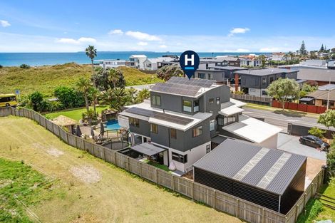 Photo of property in 2 Sandhurst Drive, Papamoa Beach, Papamoa, 3118