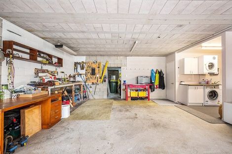 Photo of property in 221 Vipond Road, Stanmore Bay, Whangaparaoa, 0932