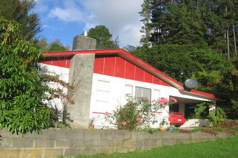 Photo of property in 11 Willis Grove, Wainuiomata, Lower Hutt, 5014