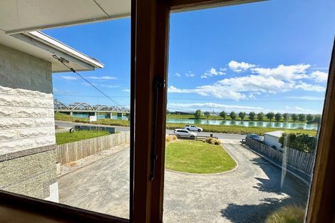 Photo of property in 16 Barnego Road, Balclutha, 9230