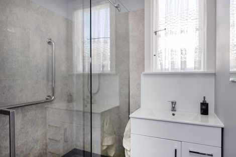 Photo of property in 3 Clyde Street, Oamaru North, Oamaru, 9400