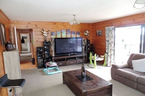 Photo of property in 61 Kimihia Road, Huntly, 3700