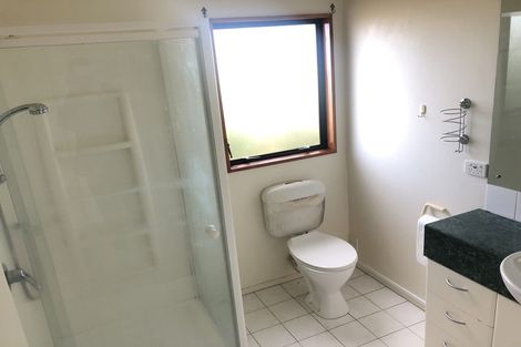 Photo of property in 23 Bluebird Crescent, Unsworth Heights, Auckland, 0632