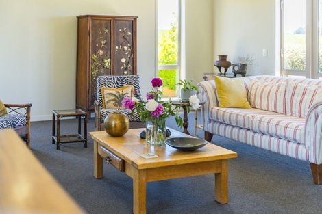 Photo of property in 40 Glenlochy Rise, Acacia Bay, Taupo, 3385