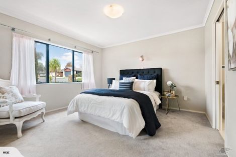 Photo of property in 26 Adelphi Place, Albany, Auckland, 0632
