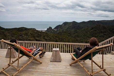 Photo of property in 128 Lone Kauri Road, Karekare, Auckland, 0772