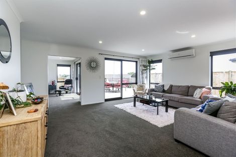 Photo of property in 29 Jules Crescent, Bell Block, New Plymouth, 4312