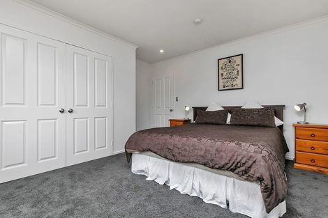 Photo of property in 2/108 Awaruku Road, Torbay, Auckland, 0630