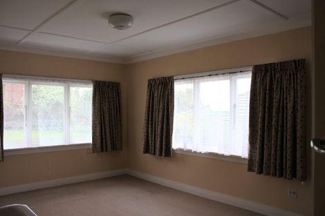 Photo of property in 146 Easther Crescent, Kew, Dunedin, 9012