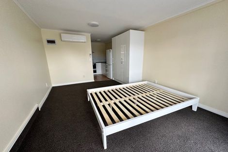 Photo of property in 327 Adelaide Road, Newtown, Wellington, 6021