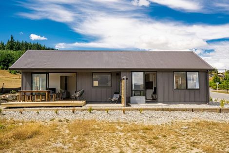Photo of property in 64 Kirimoko Crescent, Wanaka, 9305