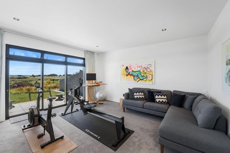 Photo of property in 80 Harakeke Road, Te Horo, Otaki, 5581