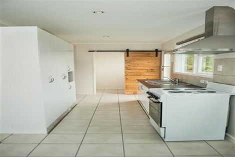 Photo of property in 23 Longburn Road, Henderson, Auckland, 0610