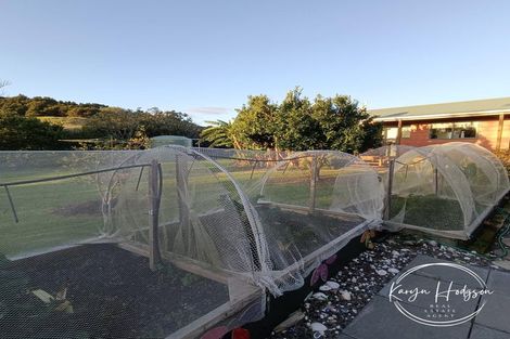 Photo of property in 7 Te Opi Road East, Whakapirau, Maungaturoto, 0583