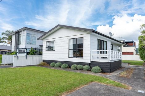 Photo of property in 617a Harbour View Road, Whangamata, 3620