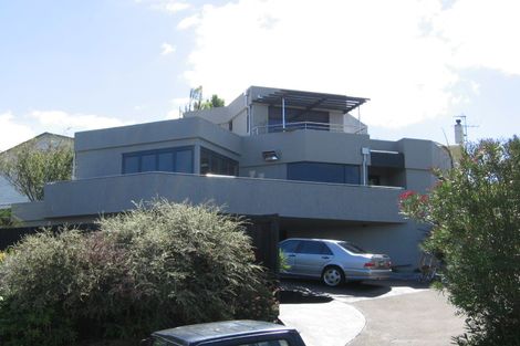 Photo of property in 29 Peter Terrace, Castor Bay, Auckland, 0620
