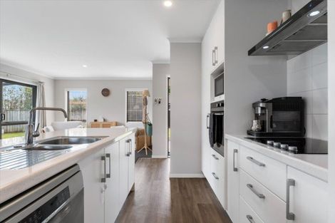 Photo of property in 14 Conniston Way, Pyes Pa, Tauranga, 3112