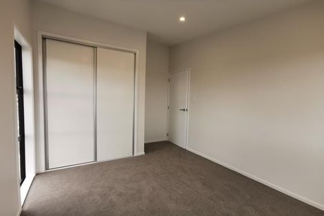 Photo of property in 72 Manarini Road, Westgate, Auckland, 0614