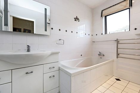 Photo of property in 24 Caxton Street, Onekawa, Napier, 4110