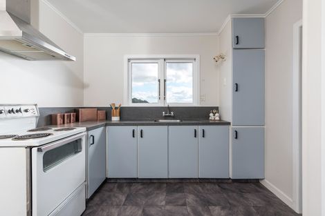 Photo of property in 75 Oakdale Road, Mount Roskill, Auckland, 1041