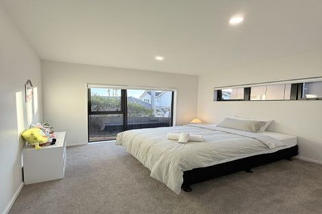 Photo of property in 584e Beach Road, Rothesay Bay, Auckland, 0630