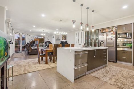 Photo of property in 73 Sovereign Street, Flat Bush, Auckland, 2019