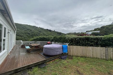 Photo of property in 143 Houghton Bay Road, Houghton Bay, Wellington, 6023