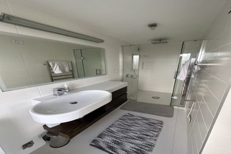 Photo of property in 276 Lake Road, Hauraki, Auckland, 0622