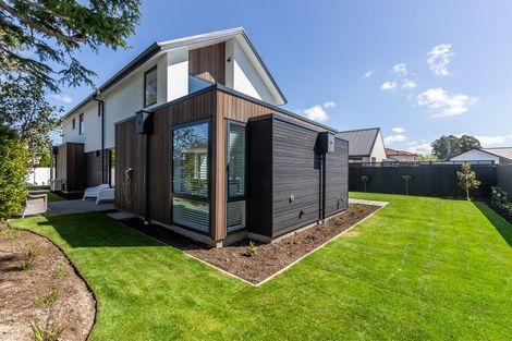 Photo of property in 2 Henridge Place, Avonhead, Christchurch, 8042