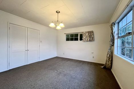 Photo of property in 7 Palmetto Place, Goodwood Heights, Auckland, 2105
